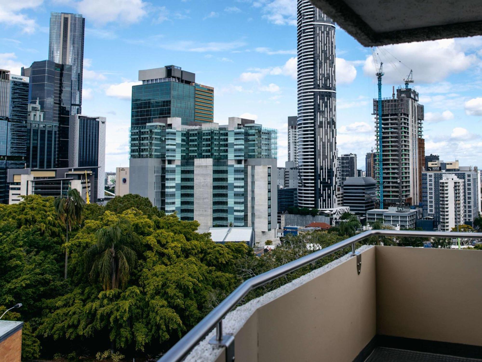 Mercure Brisbane Spring Hill Eksteriør billede